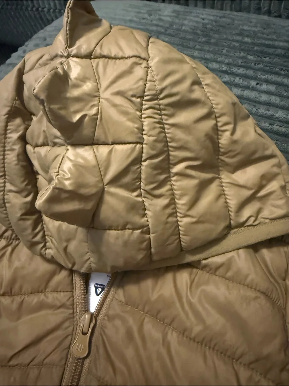 GAP Kids Hooded Puffer Jacket in Tan